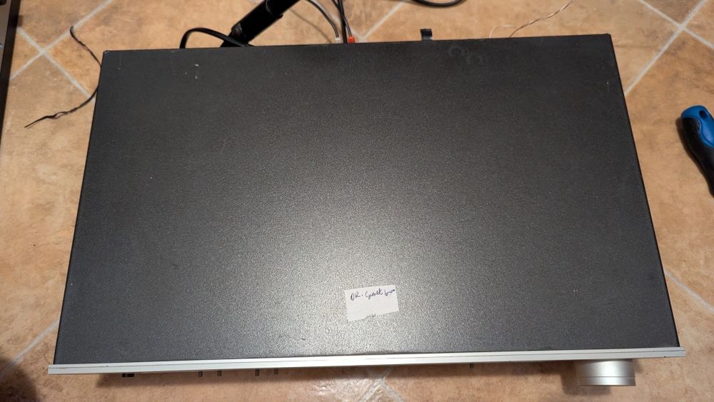 Luxman T-111L muzica