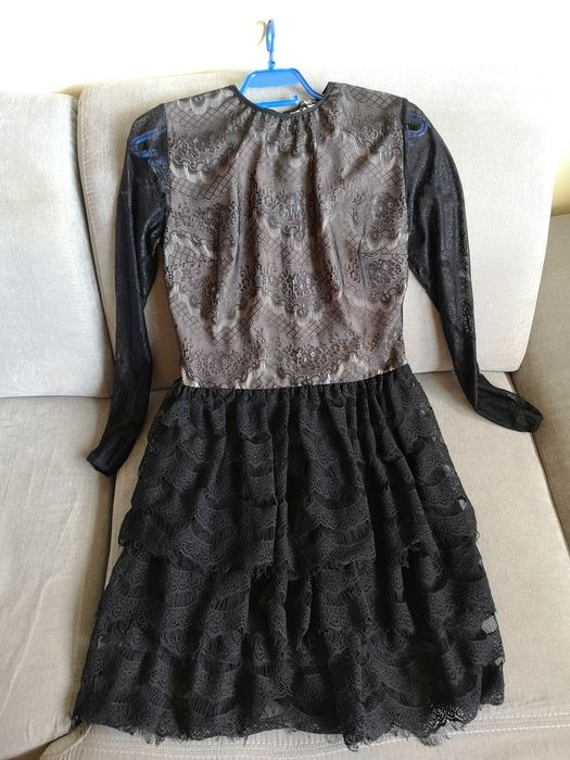 Вечерна рокля от висококачествена дантела