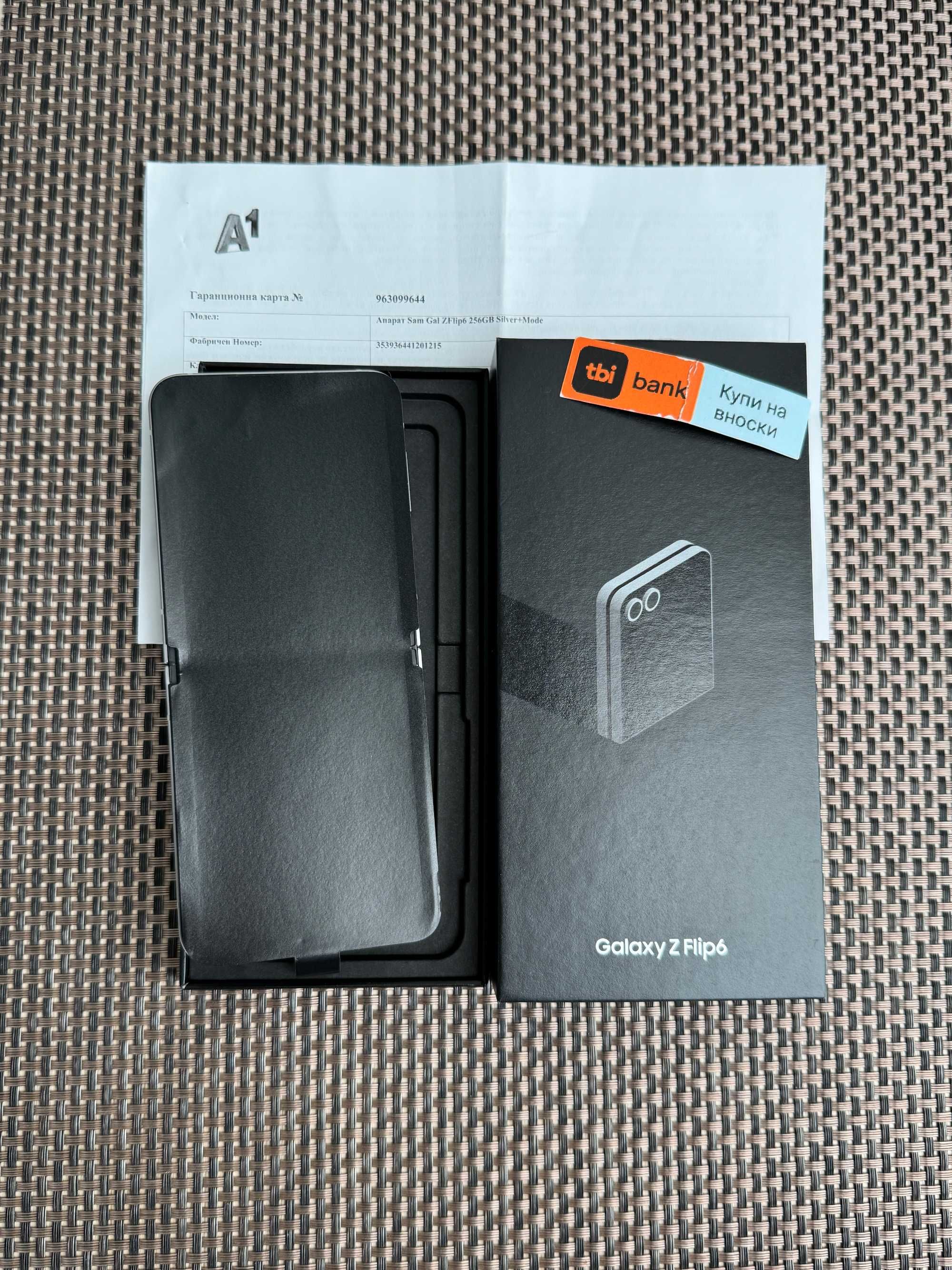 НОВ! 24м ГАРАН SAMSUNG Z flip 6 Лизинг от 48лв/м silver shadow сив 256