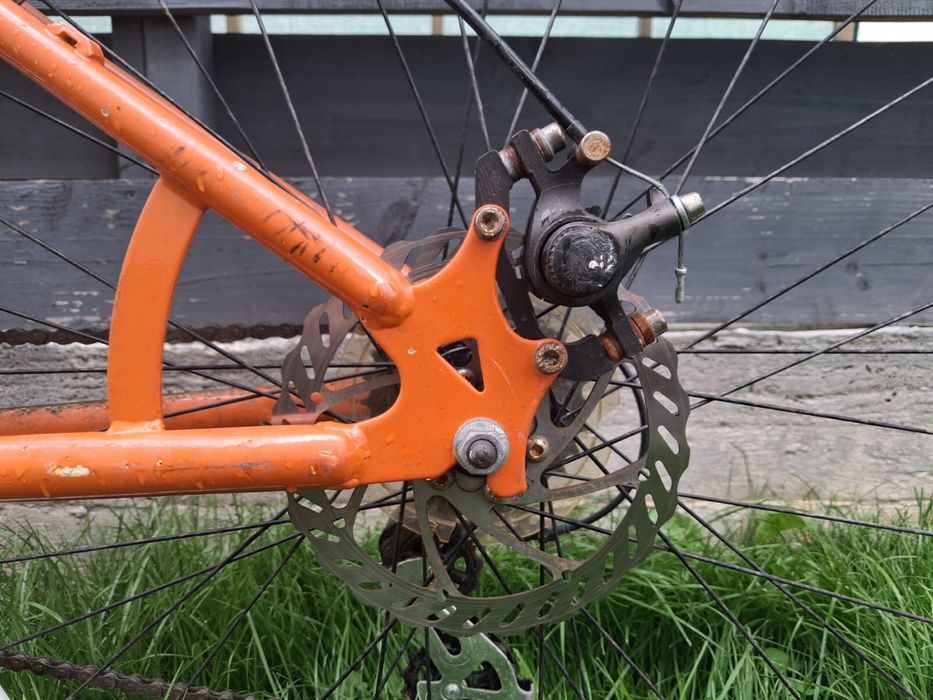 Vând bicicletă pentru adulti