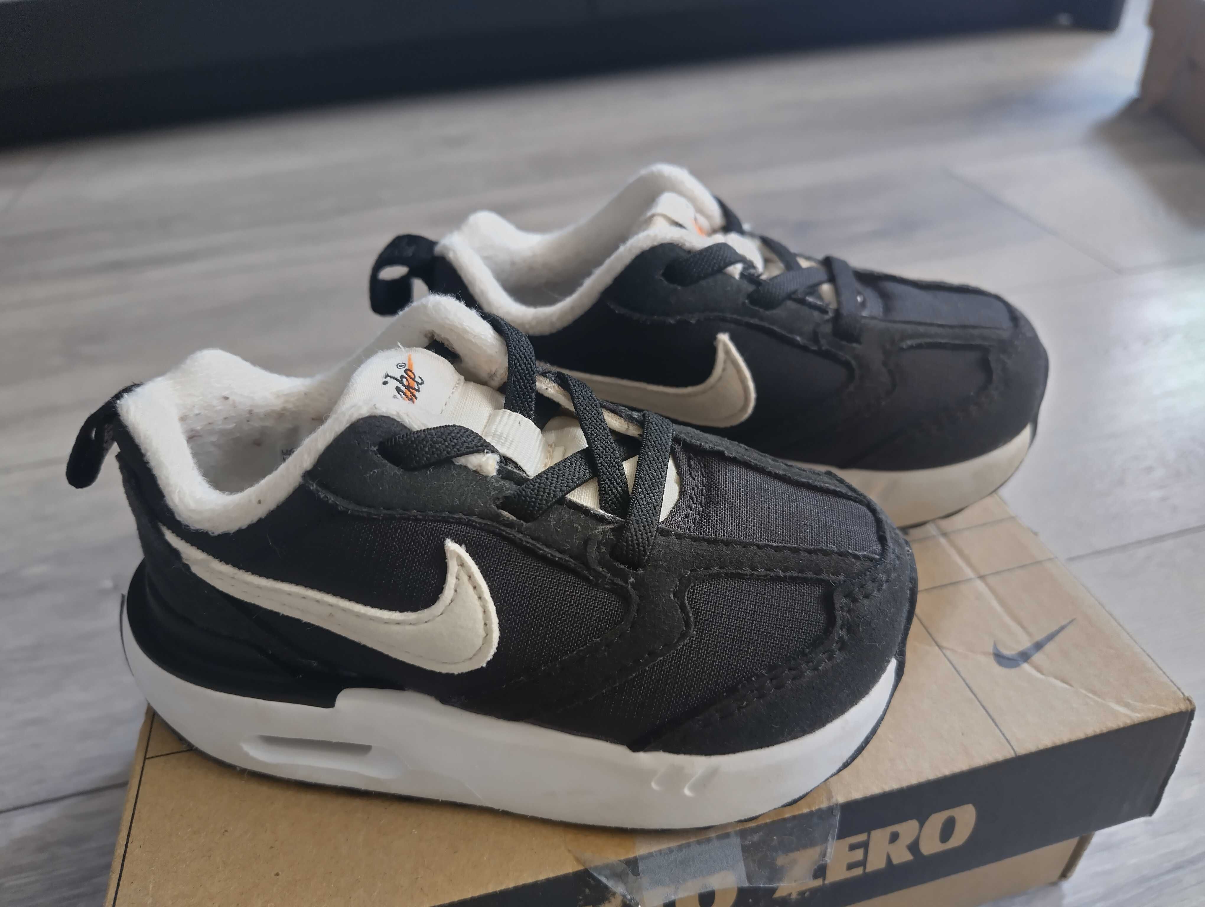 Детски маратонки Nike Air Max Dawn