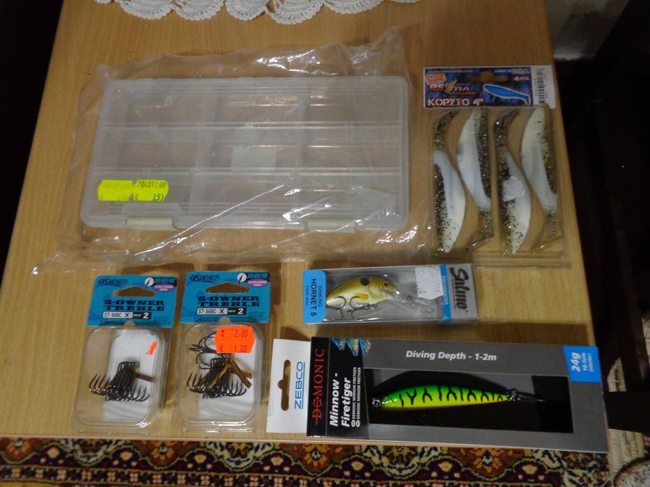 Спининг въдица(15-50),макара Ryobi Amazon 2000,други неща за спининг.