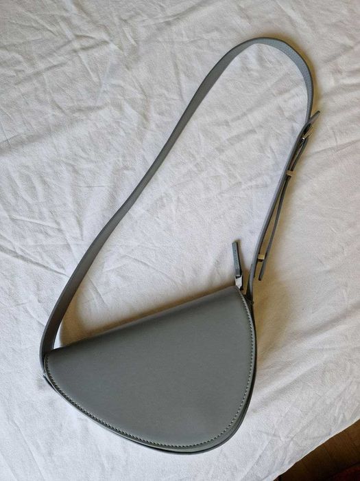 Чанта Zara crossbody чисто нова