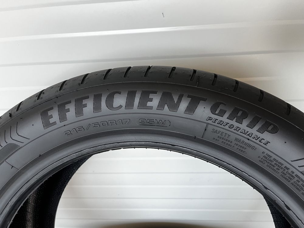 2бр летни гуми 215/50/17/Goodyear Efficient grip/dot5218г/6.3мм