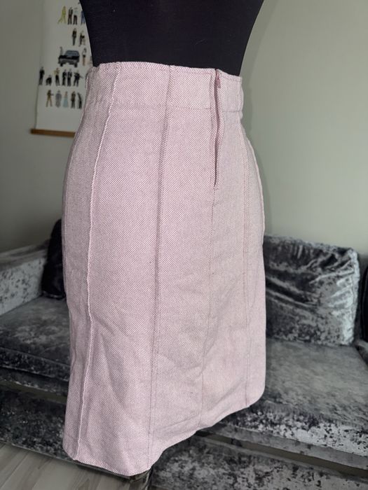 Розова елегантна пола