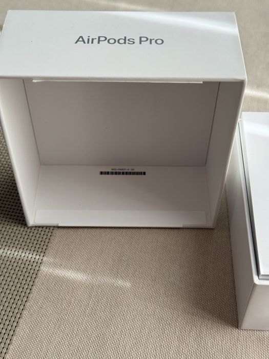 Оригинални Apple Airpods 2 Pro Отлични от Istyle.bg 100% Автентични