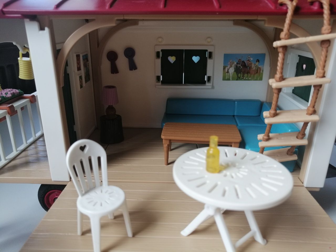Каравана с фигурки и коне Schleich Horse Club