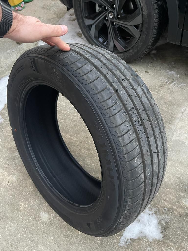 De vânzare set 4  anvelope de vara KUMHO 215 55 R18