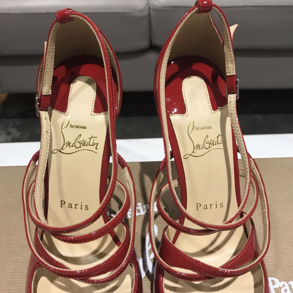 Pantofi Christian Louboutin