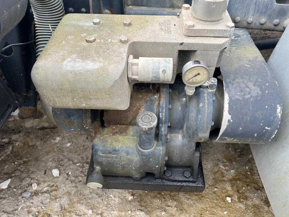 Vand compresor GHH RAND GR-82 pentru descarcare materiale pulverulente