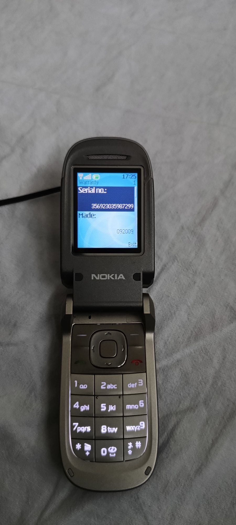 Nokia 2760 impecabil cu folie pe ecran