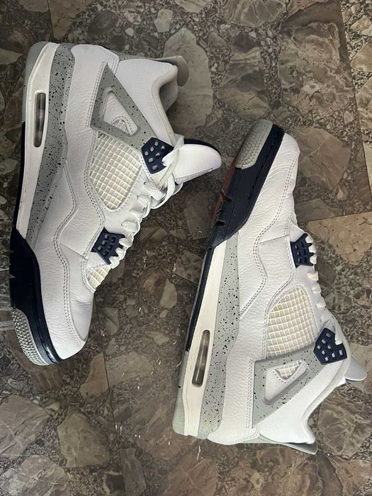 40 - Jordan 4 Retro Midnight Navy (descriere)