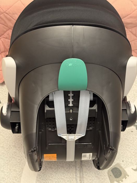 Scoica auto Cybex Silver ATON B2 I-SIZE Dynamic Red