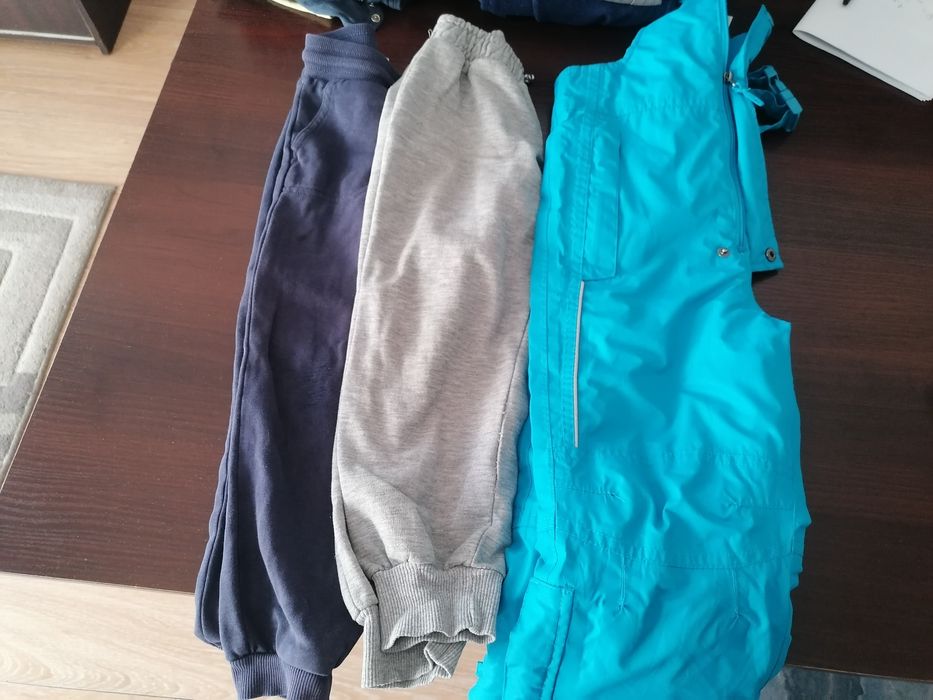 Лот зимни дрехи, якета и грейка
