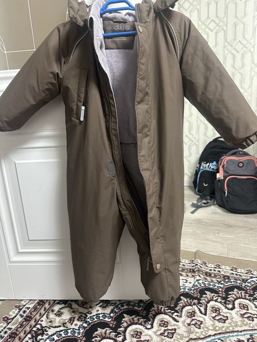 Продаю комбинезон в идеальном состоянии