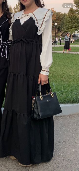 Sarafan sotiladi ahvoli juda yaxshi uzungina