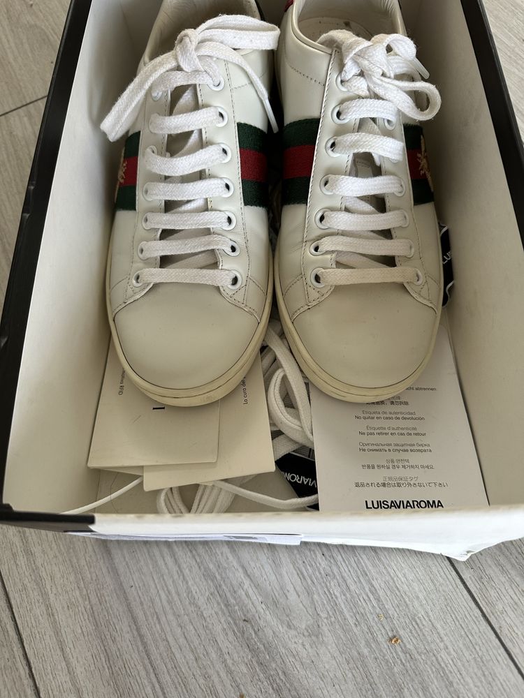 Vand adidasi gucci 36 originali