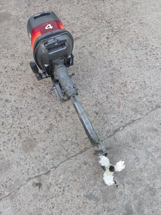 Двигател за лодка Маринер 4 к.с.