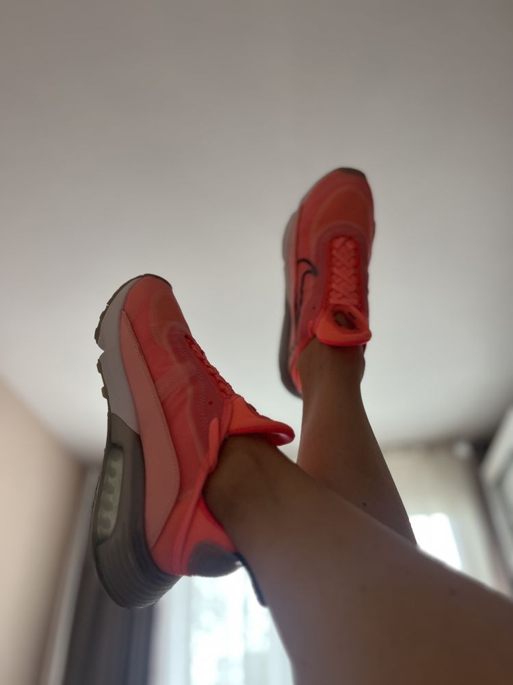 Маратонки Nike Air Max 2090, 36 размер