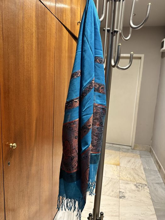 Разкошен копринен персийски шал в синьо и оранж