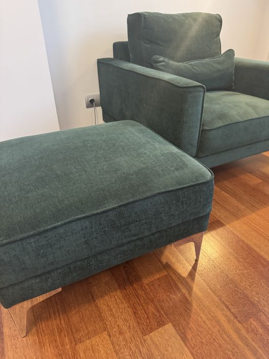 Fotoliu verde închis cu taburet