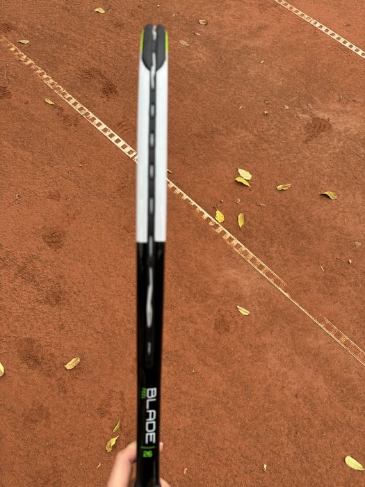 Детска тенис ракета Wilson Blade 26”