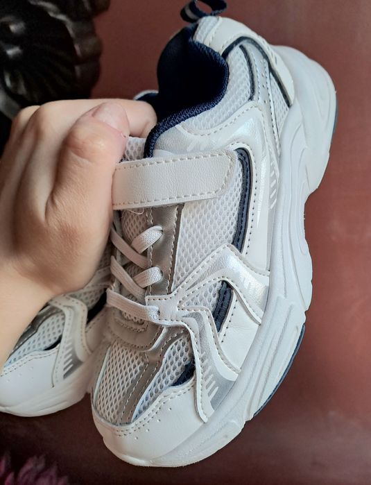 Adidasi copii adidas băiețel de la lc waikiki marime 30