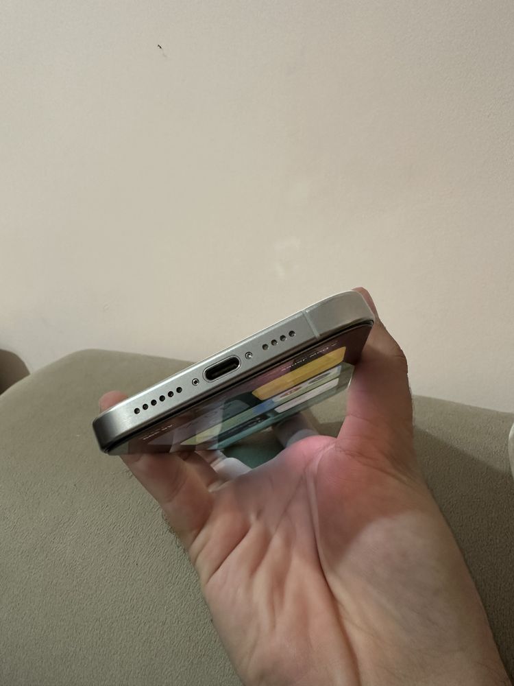 iPhone 15 Pro Max 256Gb White