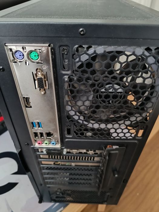 Vând sistem gaming I5