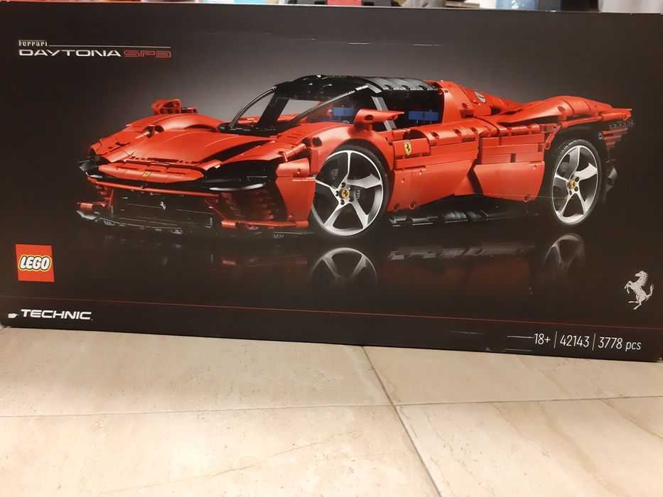 Оригинално! Неразопаковано Лего technics Ферари