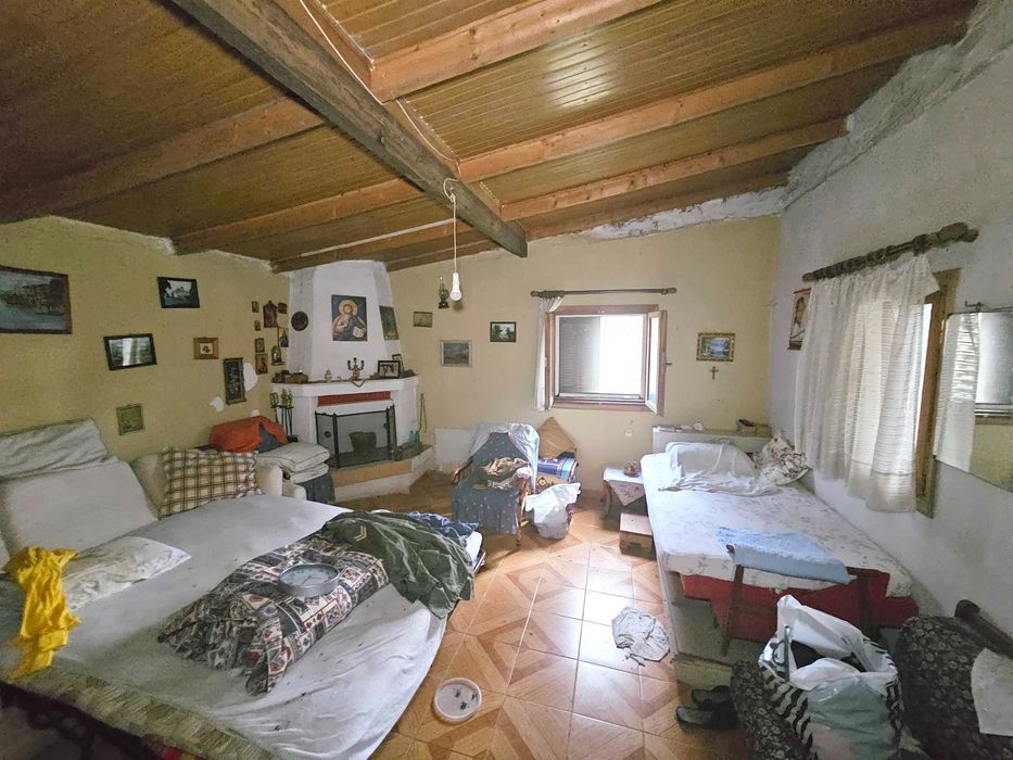 ЗА ПРОДАЖБА къща 45 кв.м. на плажа на ELAIOCHORIOU N. Перамос код 8129