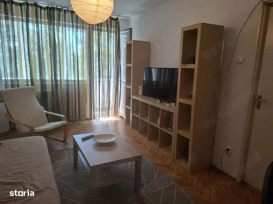 Apartament De Închiriat Cu 3 Camere În Zona pajura sec.1