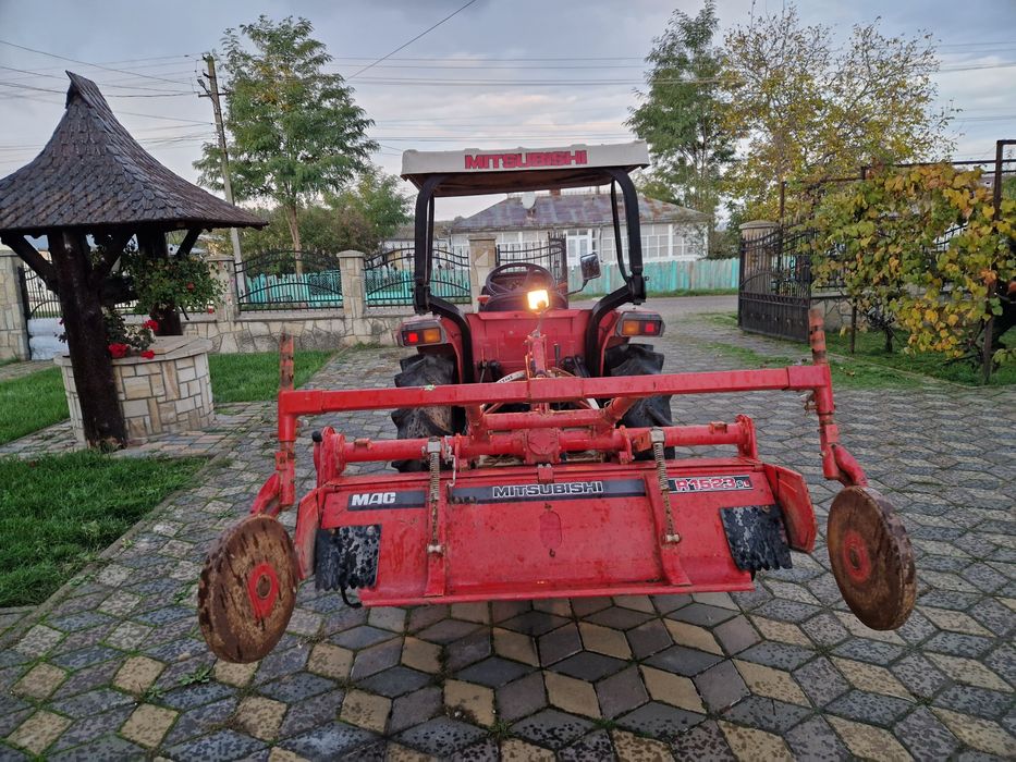 Tractor Mitsubishi