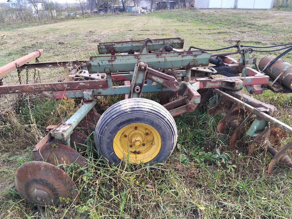 Vând combină Mercator claas