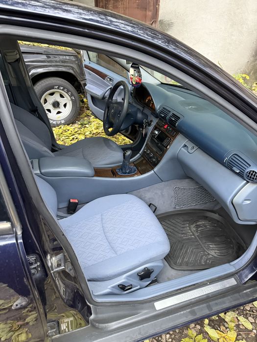 Mercedes C220  2.2 CDI