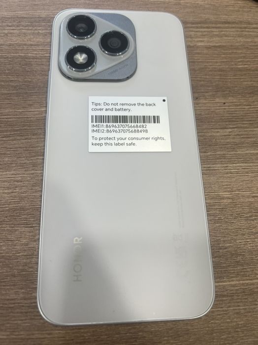 Продавъм хонор 400 Лайт