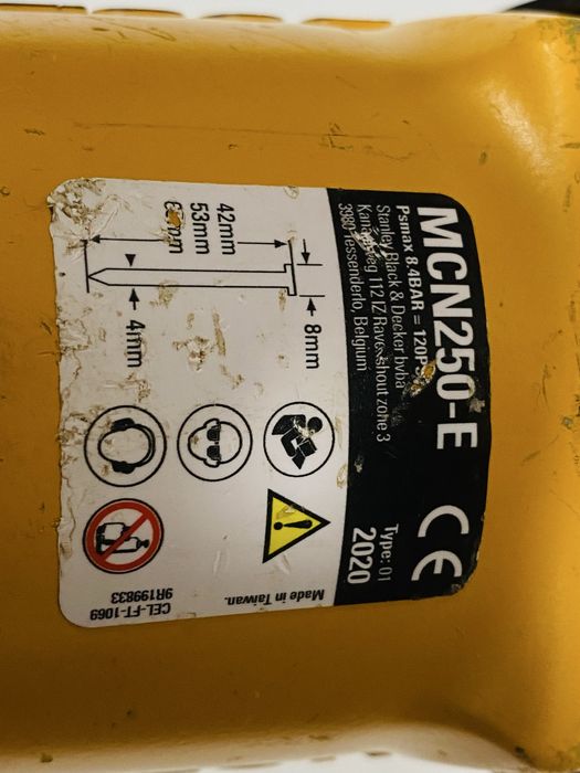 Pistol de cuie bostitch mcn -250 E