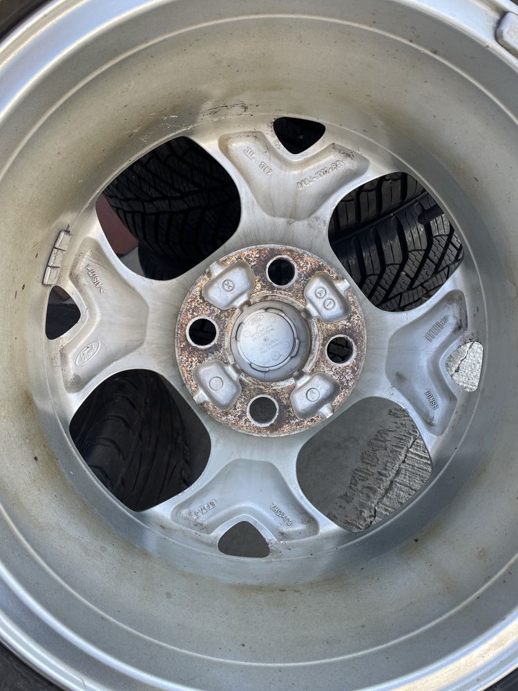 Set jante Aliaj Ford Fiesta pe 15