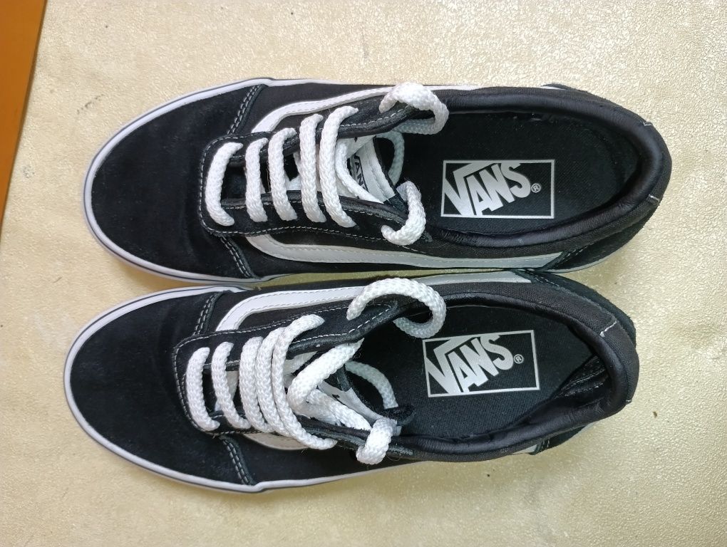 Vans Classic N 38 кожени - 29 лв