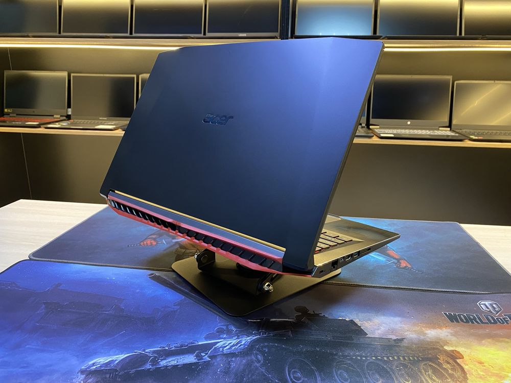 Игровой Ноутбук Acer Predator Helios 300 Core i7-7700HQ! GTX 1050 Ti
