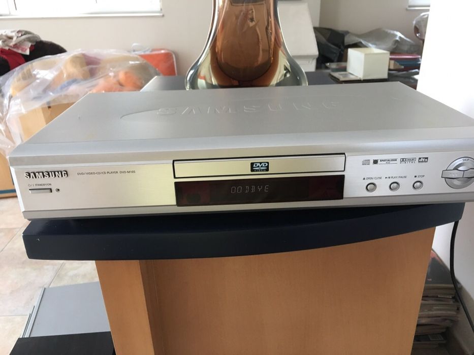 SAMSUNG - DVD - Видео- CD/CD Player