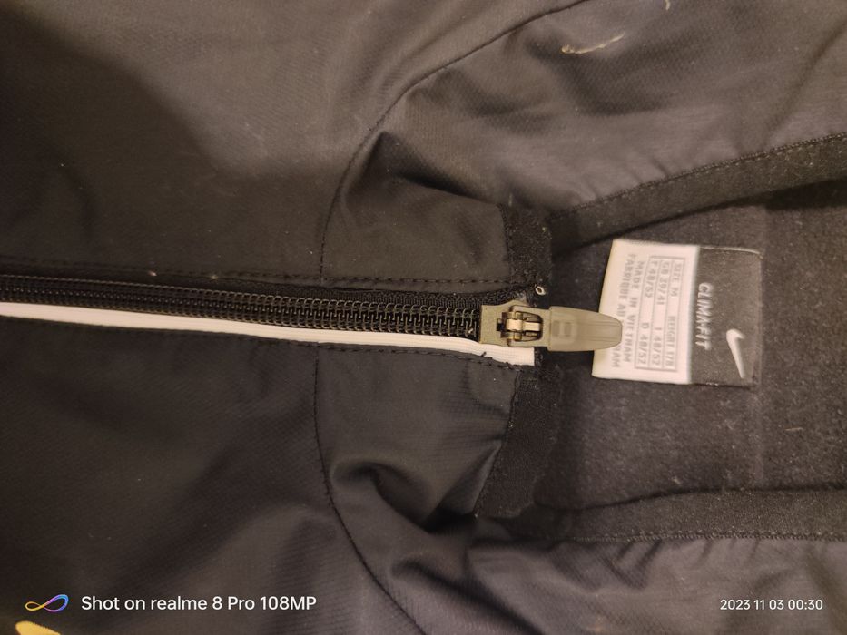 Vesta Nike M originala