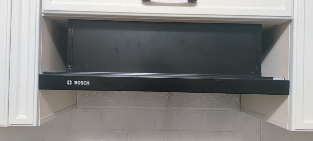 Вытяжка BOSCH в отличном состояниии