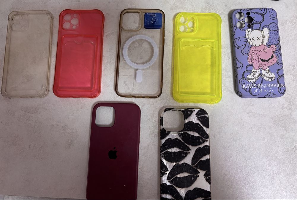 продам чехлы на iphone 12 pro