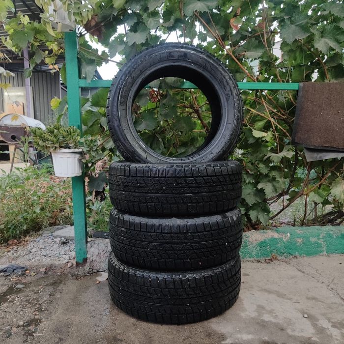 Продам шины новые зимние 16 радиус
