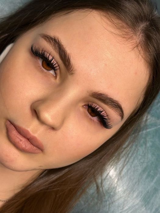 Наращивание ресниц И лами