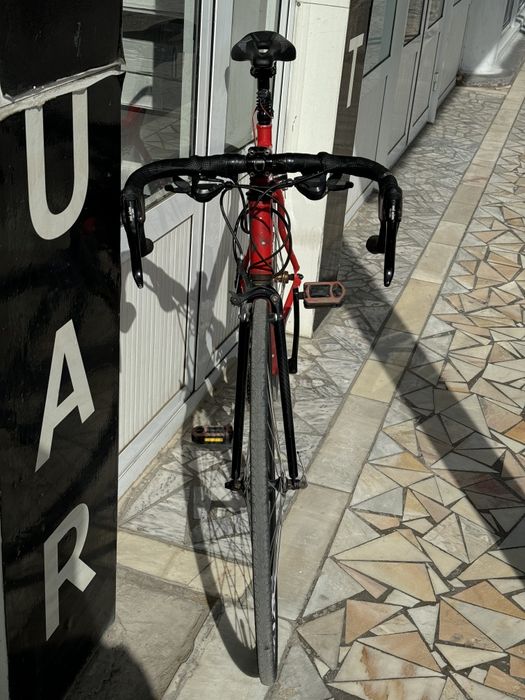 Шоссейни велосипед гончик