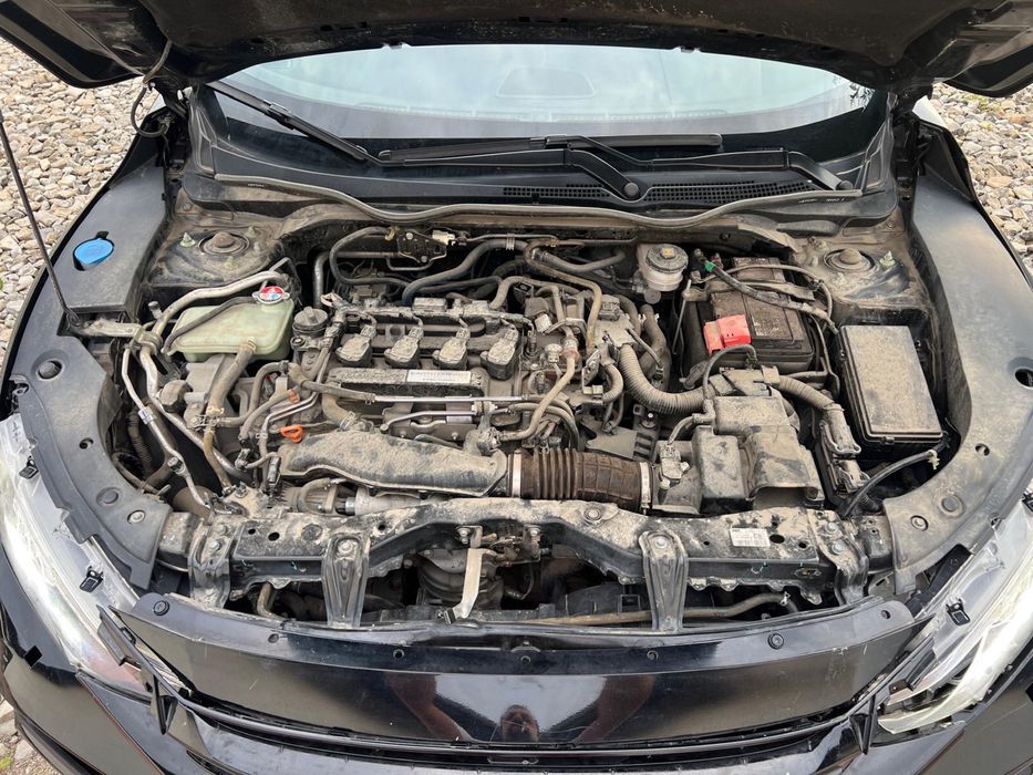 Honda Civic Luxury Edition 1,5 benzina, avariat, AVARIATE