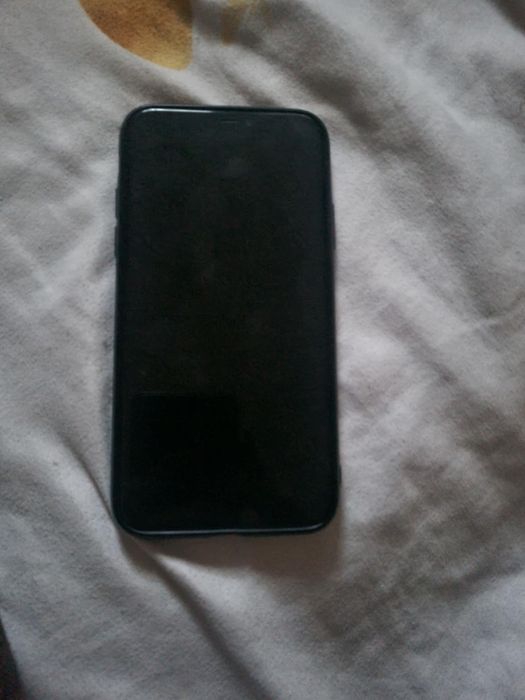 vând iphone xs urgent bun de functionare