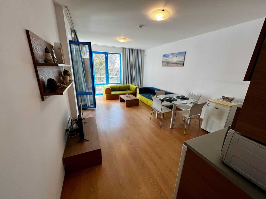 Продава се Двустаен апартамент в к.к. Слънчев бряг - 72 кв.м за 1181 €/кв.м - Снимка #3